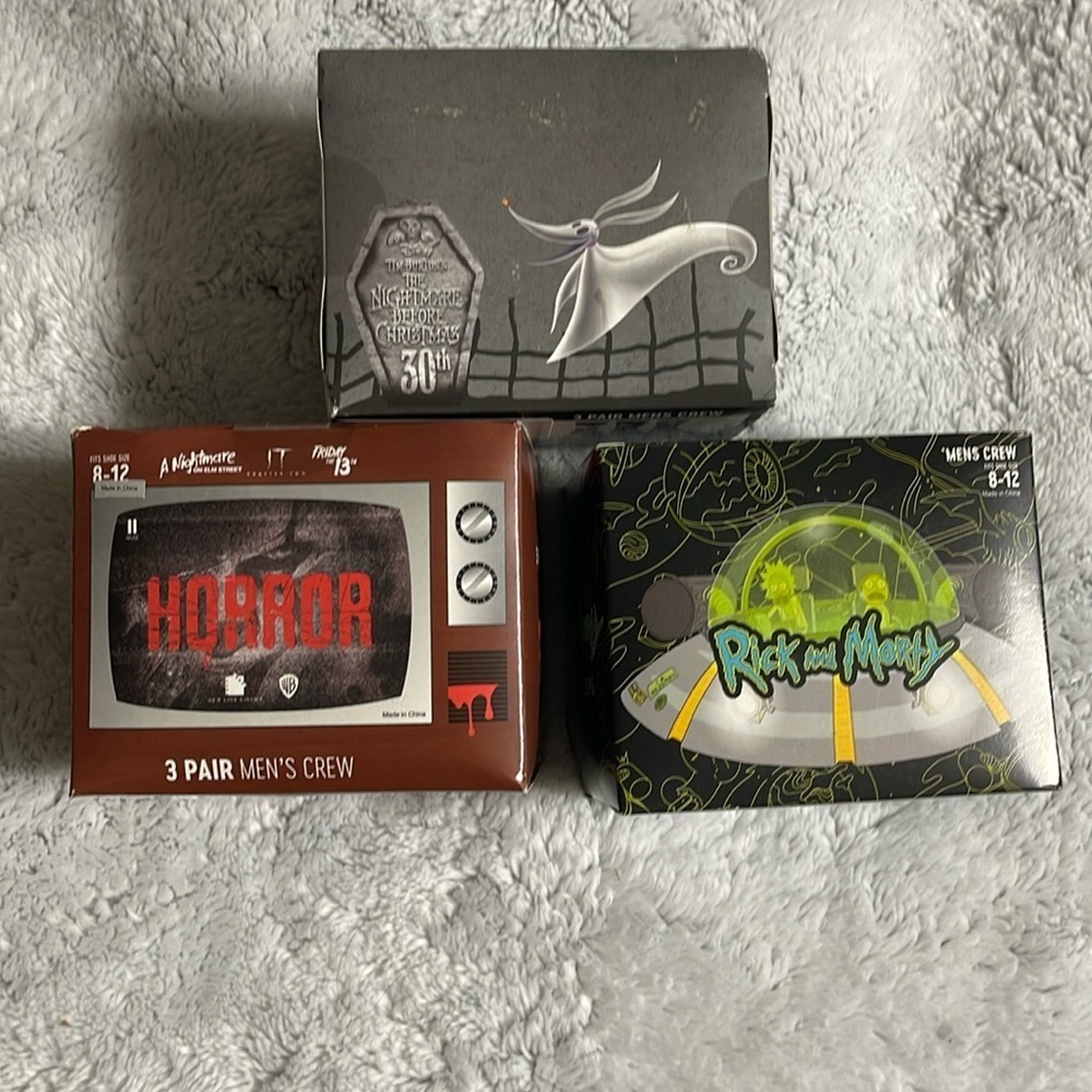 New three boxes of Novelty socks 10-13